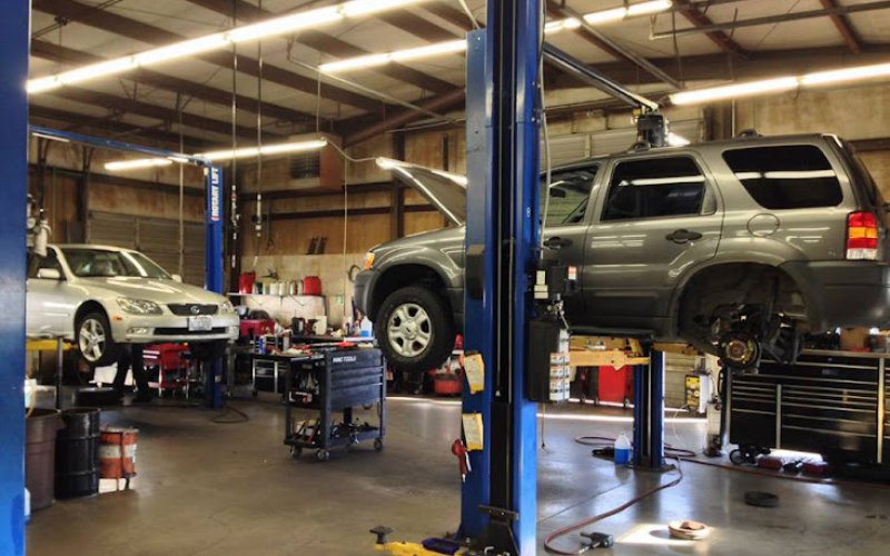 Len's Automotive