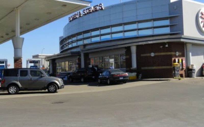 Bobby & Steve's Auto World