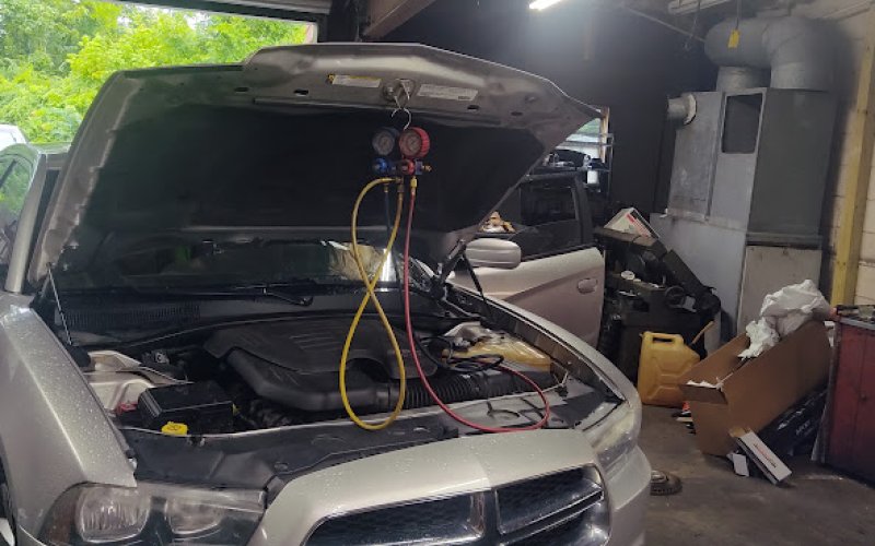 Hamilton Automotive — Auto repair shop in Chattanooga