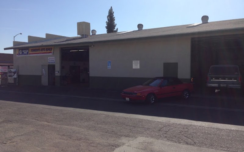 Johnson's Auto Repair — Auto repair shop in Clovis