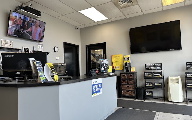 Meineke Car Care Center — Auto repair shop in Davenport