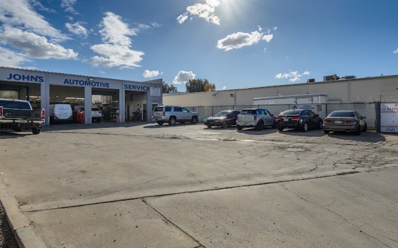 John's Automotive Escondido