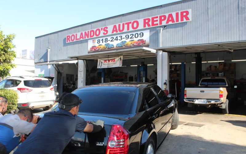 Rolando's Auto Repair — Auto repair shop in Glendale