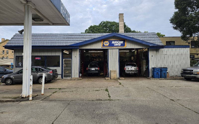 J & H Automotive