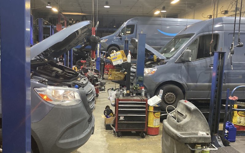 Westland Auto Center