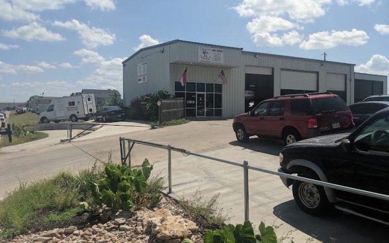 Chuck's Garage — Auto repair shop in Killeen