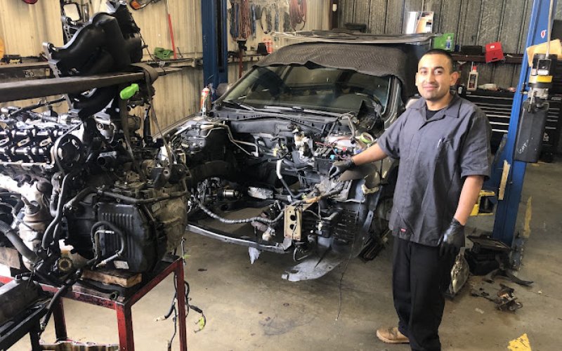 El Mecanico Truck & Auto Service