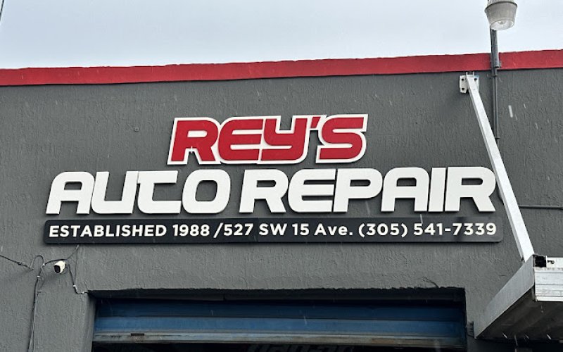 Rey's Auto Repair Shop