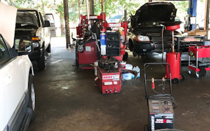 Gipson's Tire & Auto
