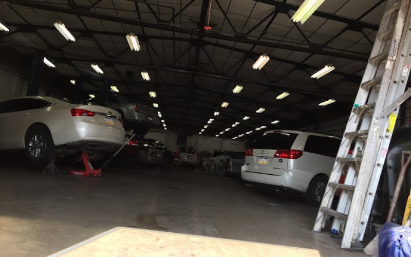 Lou Iezzi & Sons Auto, Inc