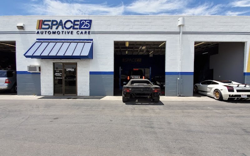 SPACE25 Automotive Care