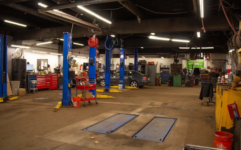 Browncroft Garage