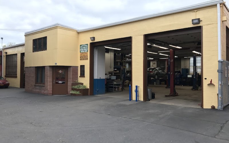 Schrader's Garage
