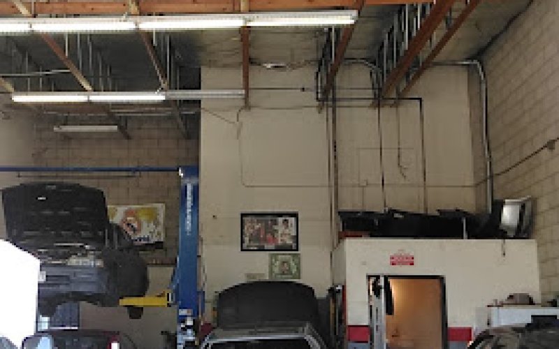 V & P Auto Repair