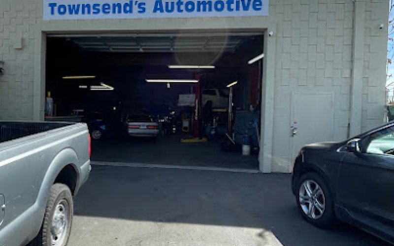 Townsend's Automotive