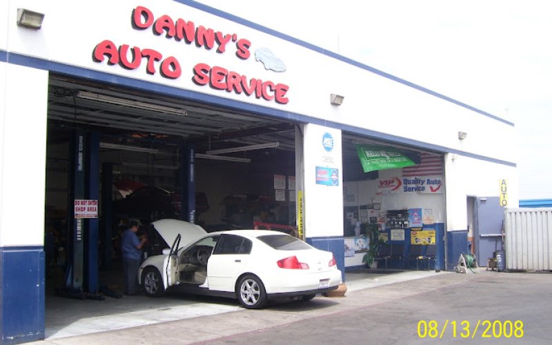 Danny's Auto