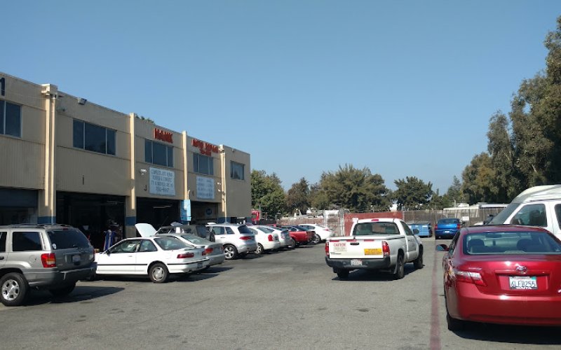 Hank Auto Repair