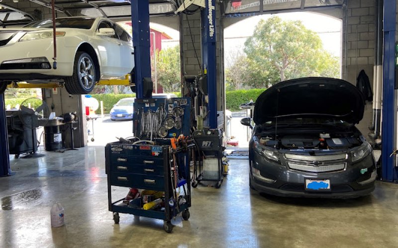 Redhawk Auto Service - Temecula
