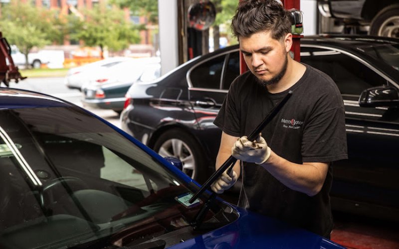 Metro Motor — Auto repair shop in Washington