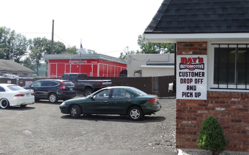 Ray's Automotive Inc - Auto Body Repair Waterbury — Auto body shop in Waterbury
