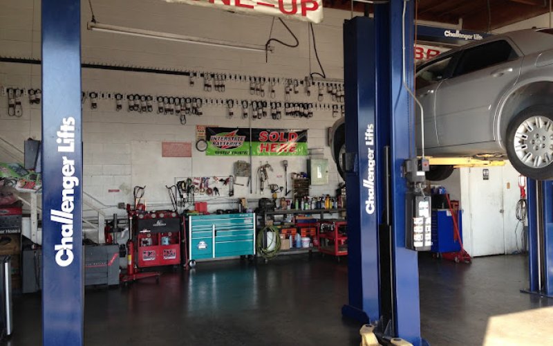 Vic's Auto Repair & Tire Center
